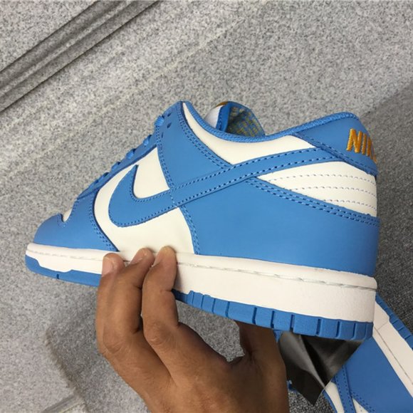 Nike Dunk Low x Coast Sneakers - Picture 2 of 5